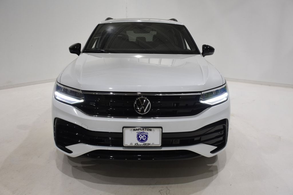 2024 Volkswagen Tiguan 2.0T SE R-Line Black 2