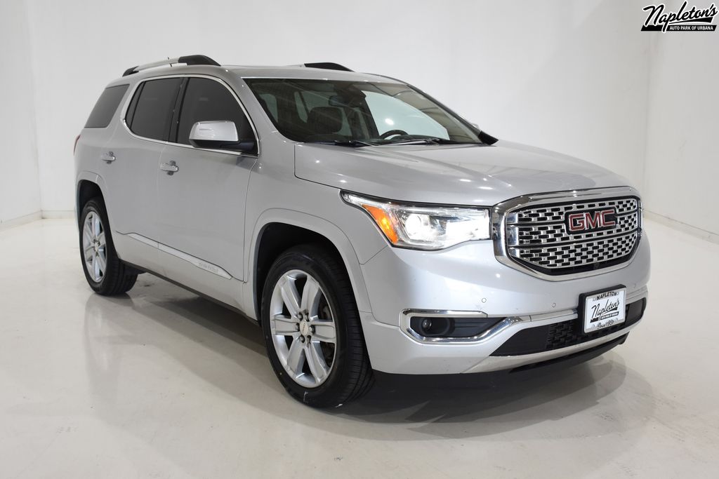 2017 GMC Acadia Denali 1