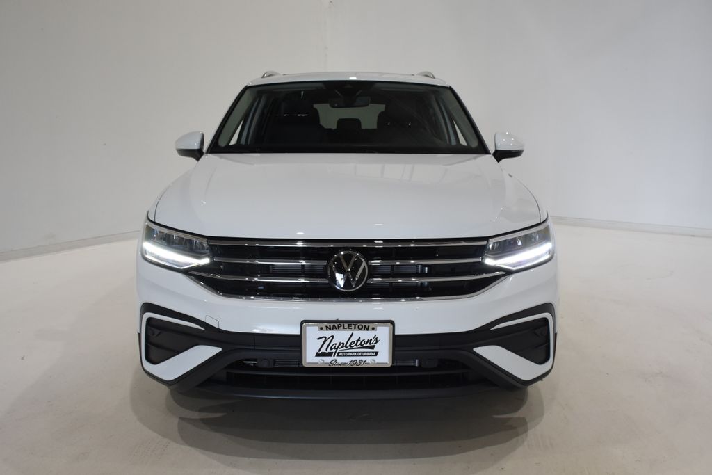 2024 Volkswagen Tiguan 2.0T SE 2