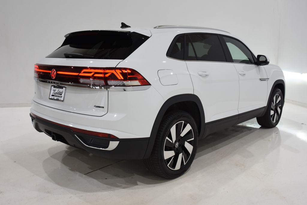 2025 Volkswagen Atlas Cross Sport 2.0T SE w/Technology 4