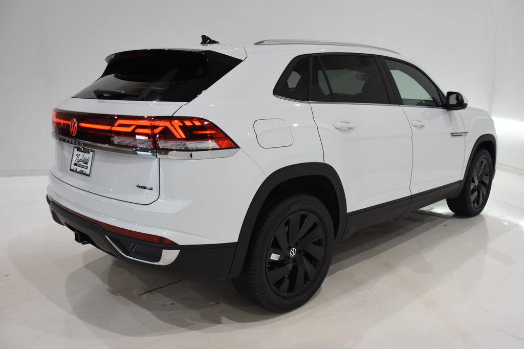 2025 Volkswagen Atlas Cross Sport 2.0T SE w/Technology 4