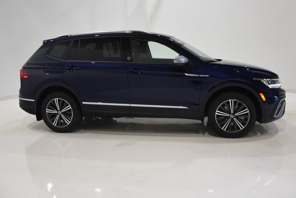 2024 Volkswagen Tiguan Wolfsburg 3