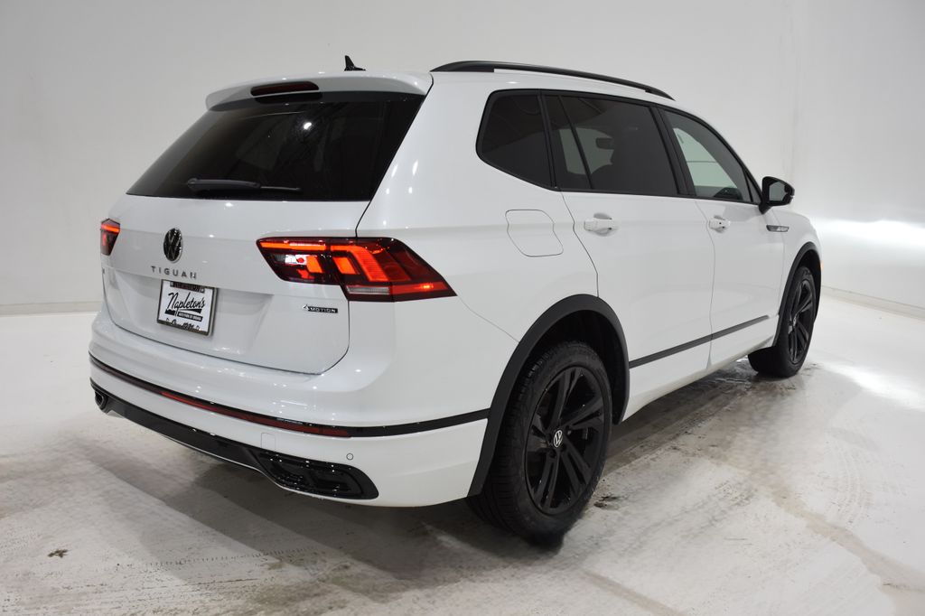 2024 Volkswagen Tiguan 2.0T SE R-Line Black 4