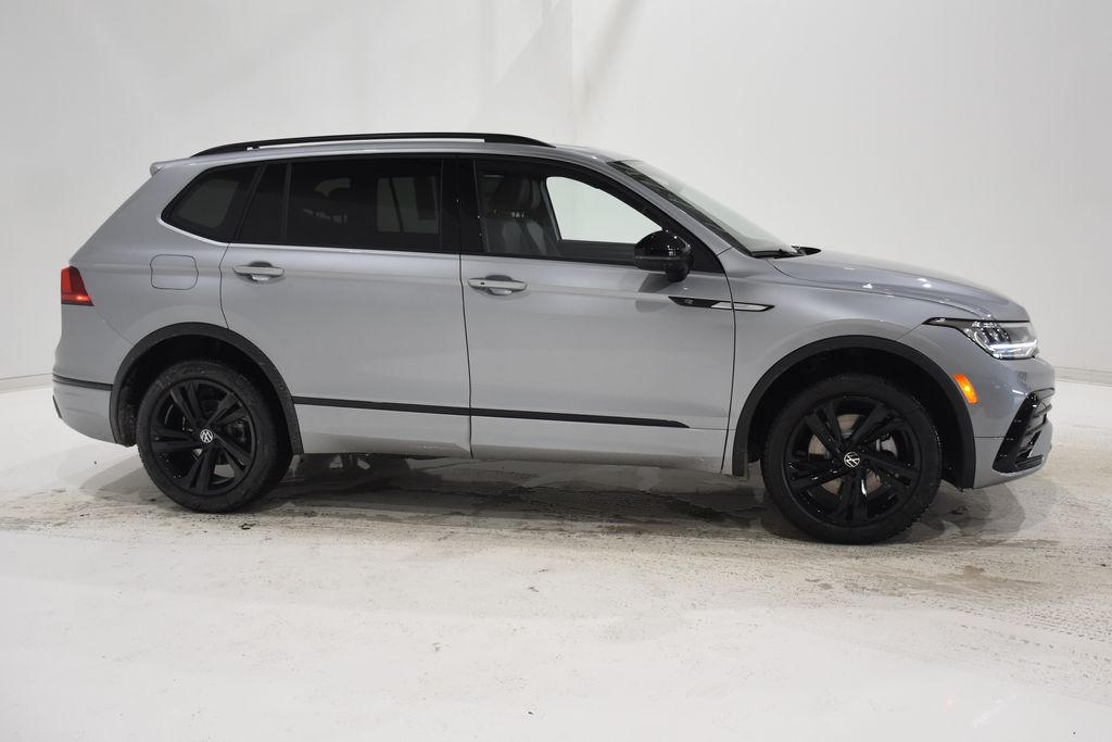 2024 Volkswagen Tiguan 2.0T SE R-Line Black 3