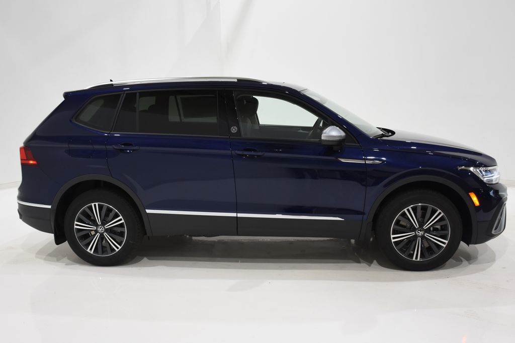 2024 Volkswagen Tiguan Wolfsburg 3