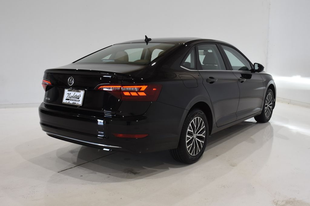 2021 Volkswagen Jetta 1.4T SE 4