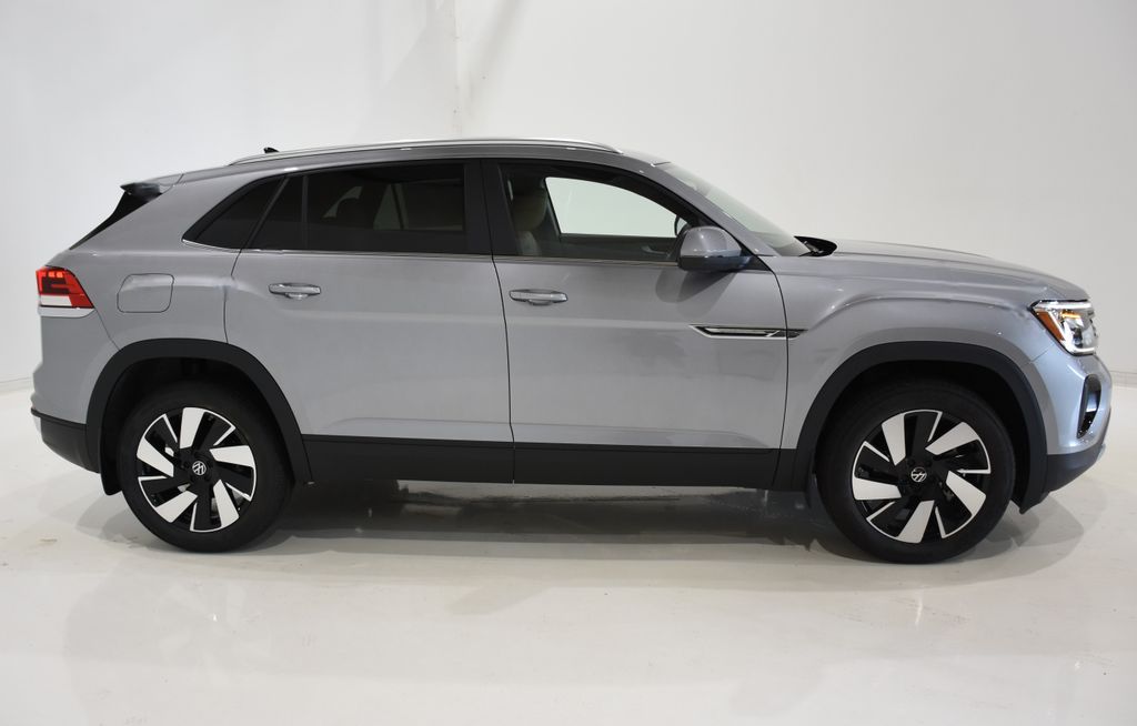 2024 Volkswagen Atlas Cross Sport 2.0T SE w/Technology 3