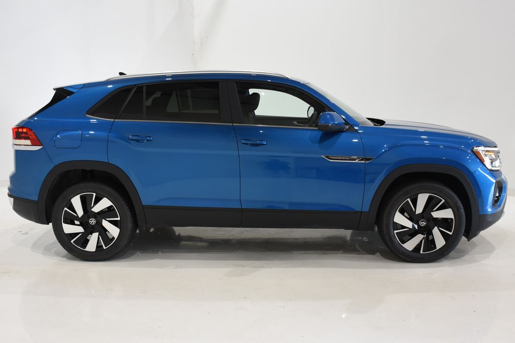 2024 Volkswagen Atlas Cross Sport 2.0T SE w/Technology 3