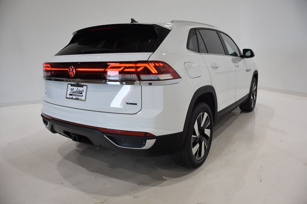 2024 Volkswagen Atlas Cross Sport 2.0T SE w/Technology 3