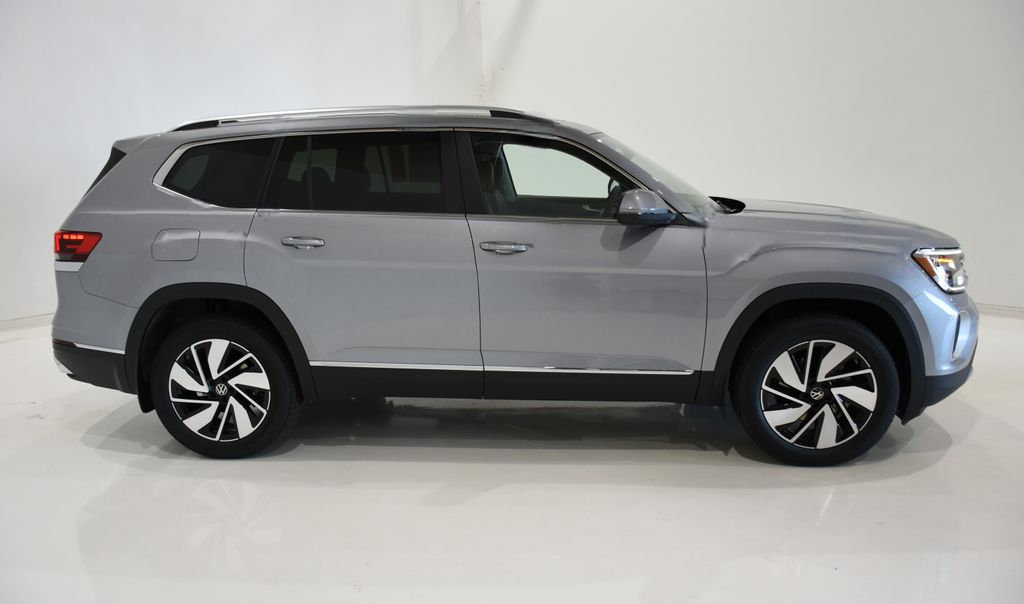 2024 Volkswagen Atlas 2.0T SEL 3