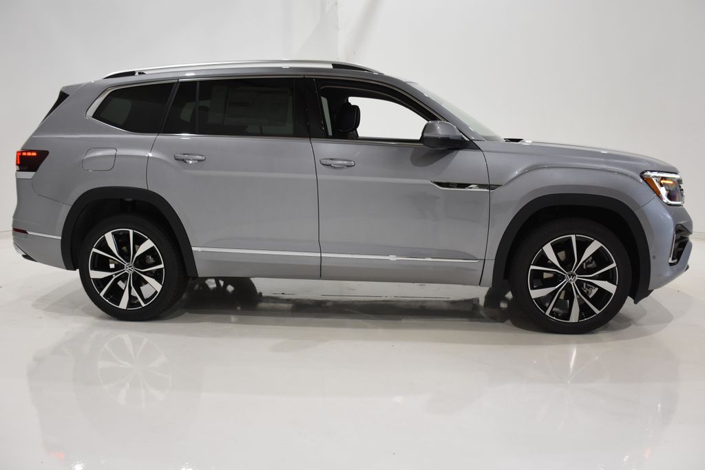 2024 Volkswagen Atlas 2.0T SEL Premium R-Line 3