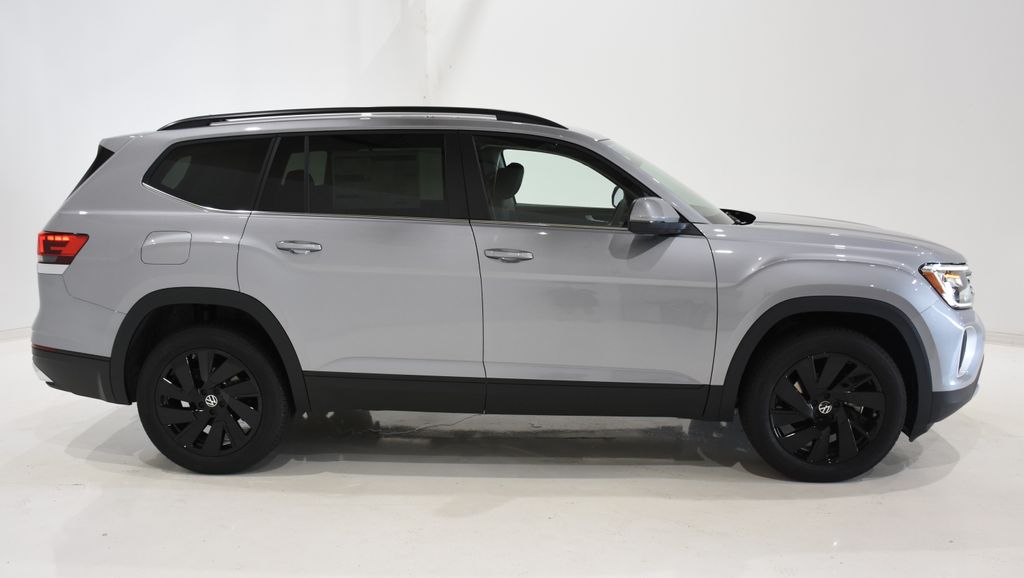 2024 Volkswagen Atlas 2.0T SE w/Technology 3