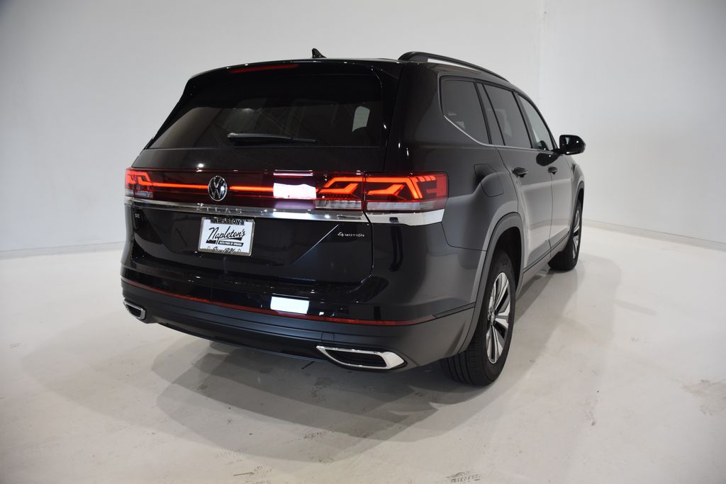 2024 Volkswagen Atlas 2.0T SE 3