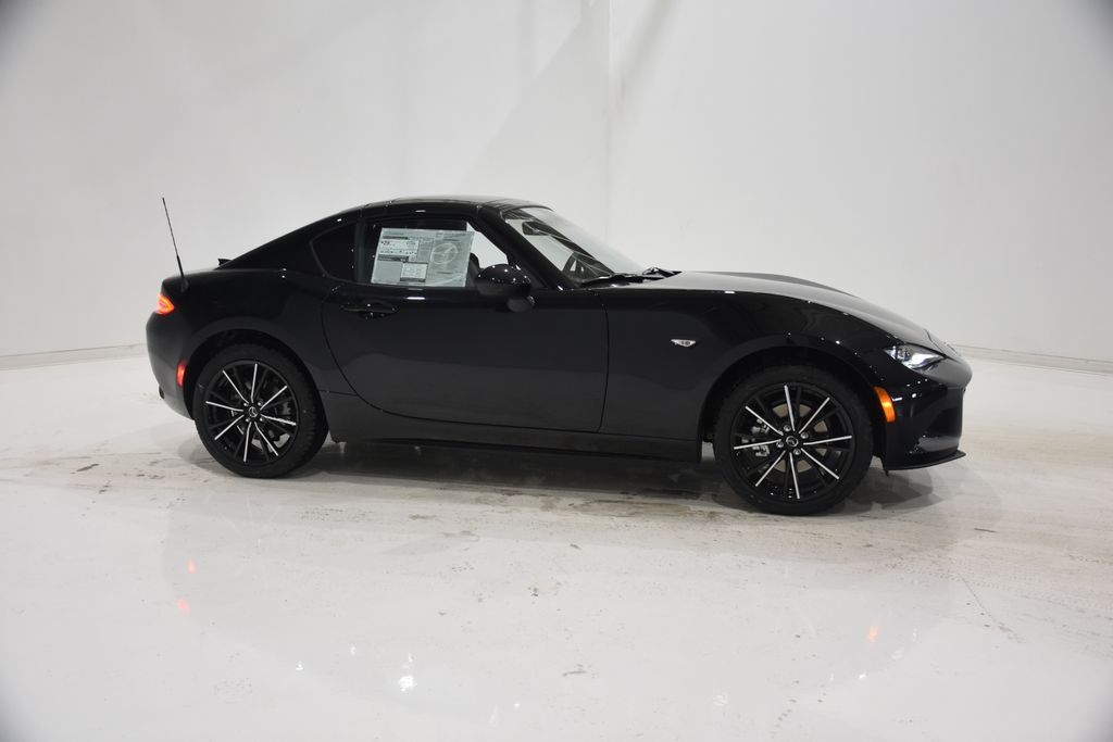 2024 Mazda MX-5 Miata RF Grand Touring 3