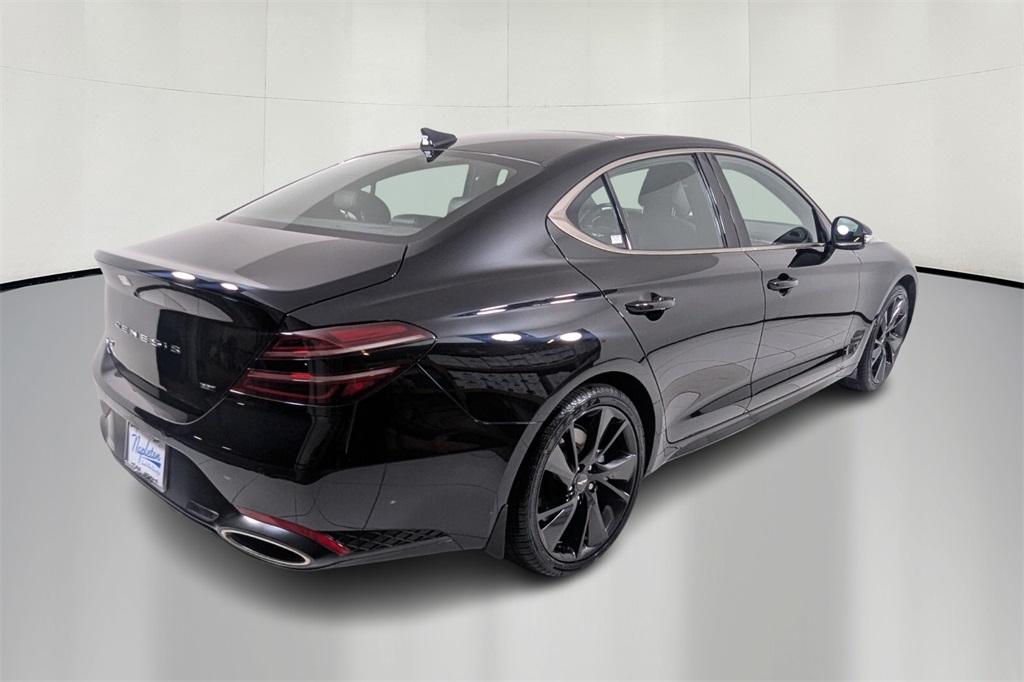 2023 Genesis G70 3.3T 6