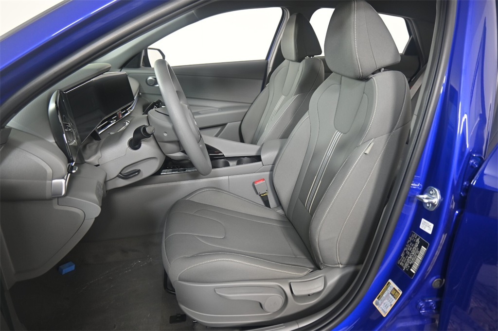 2024 Hyundai Elantra Hybrid Blue 16