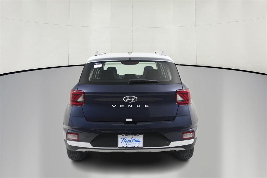 2024 Hyundai Venue Limited 5