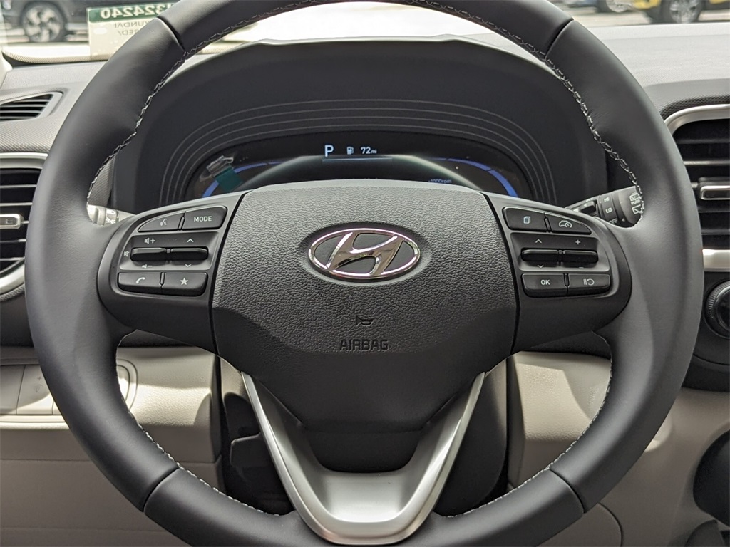 2024 Hyundai Venue SEL 8