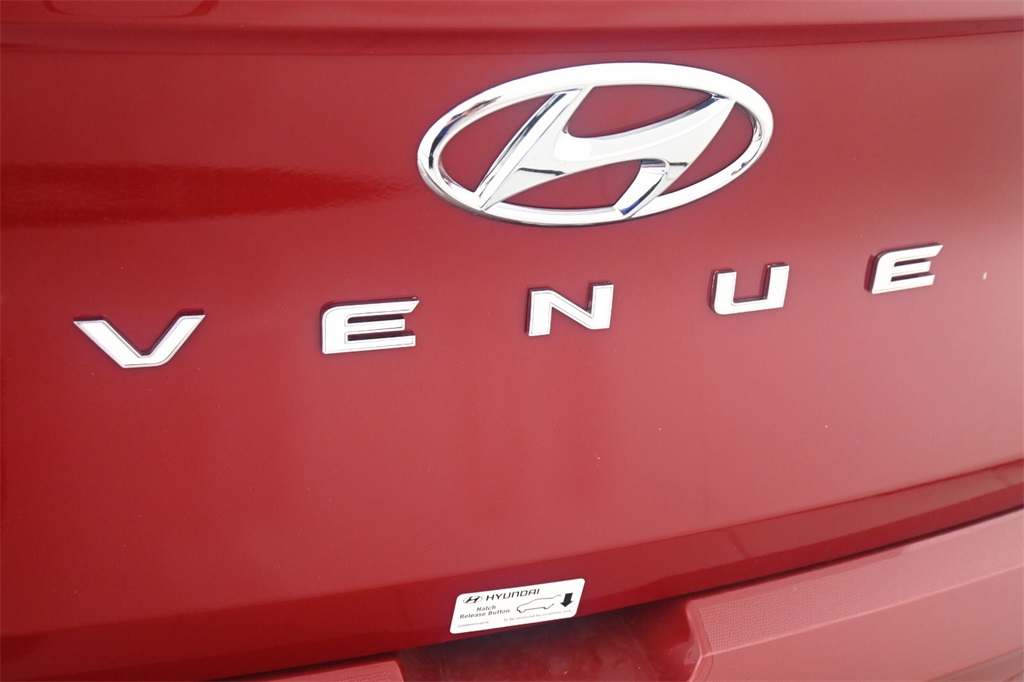 2024 Hyundai Venue SEL 8