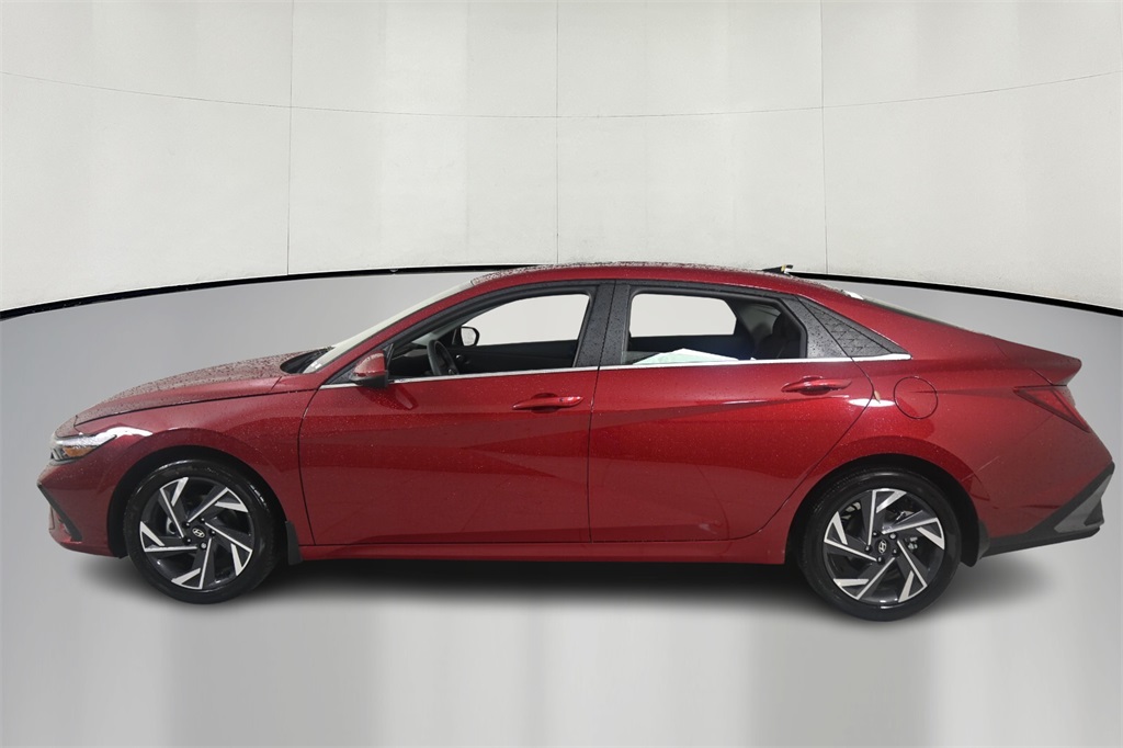 2024 Hyundai Elantra SEL 4