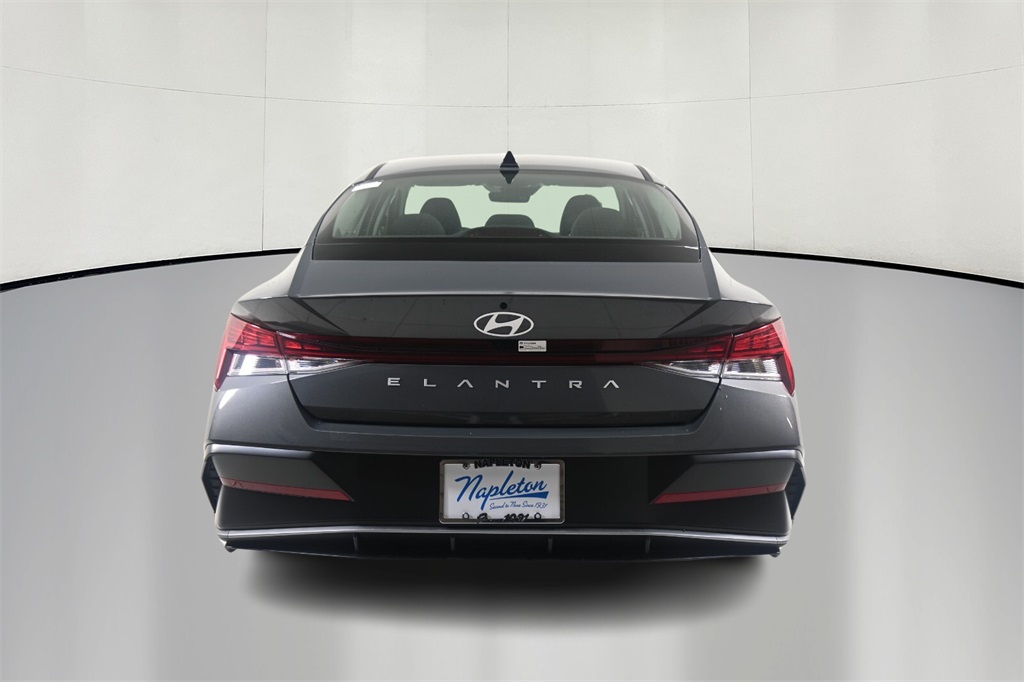 2024 Hyundai Elantra SEL 6