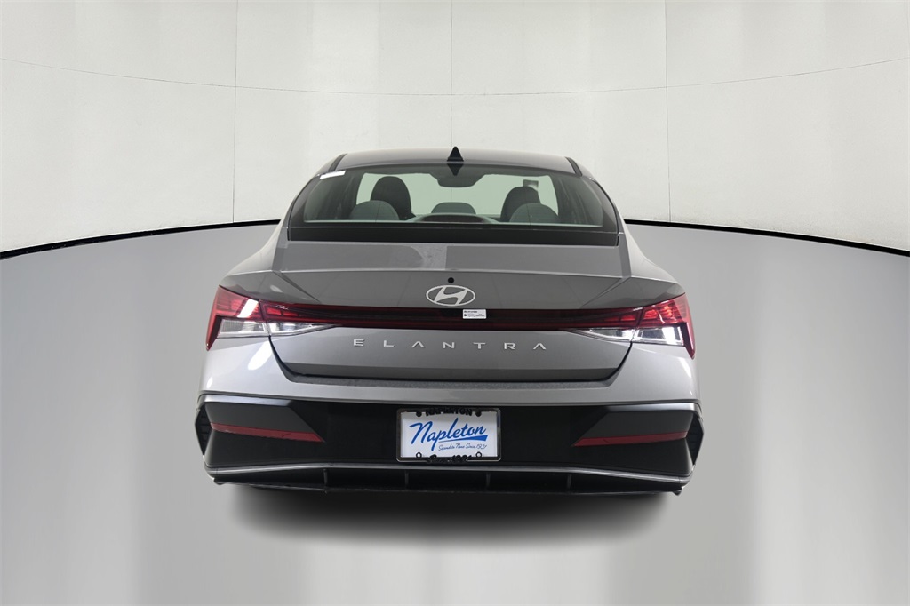 2024 Hyundai Elantra SEL 6