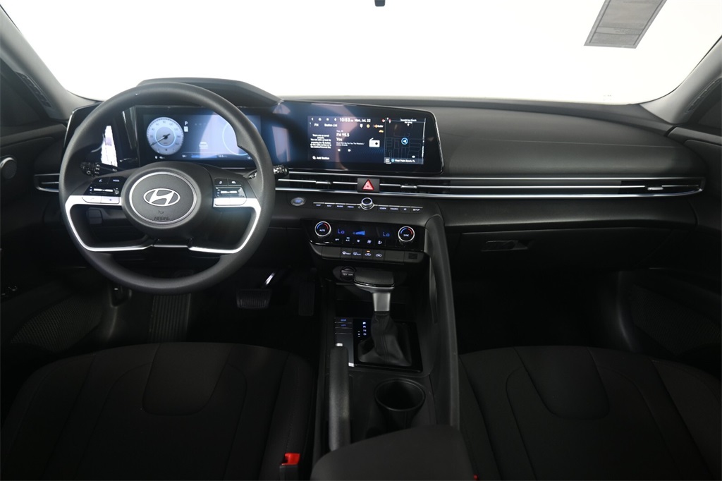 2024 Hyundai Elantra SEL 13