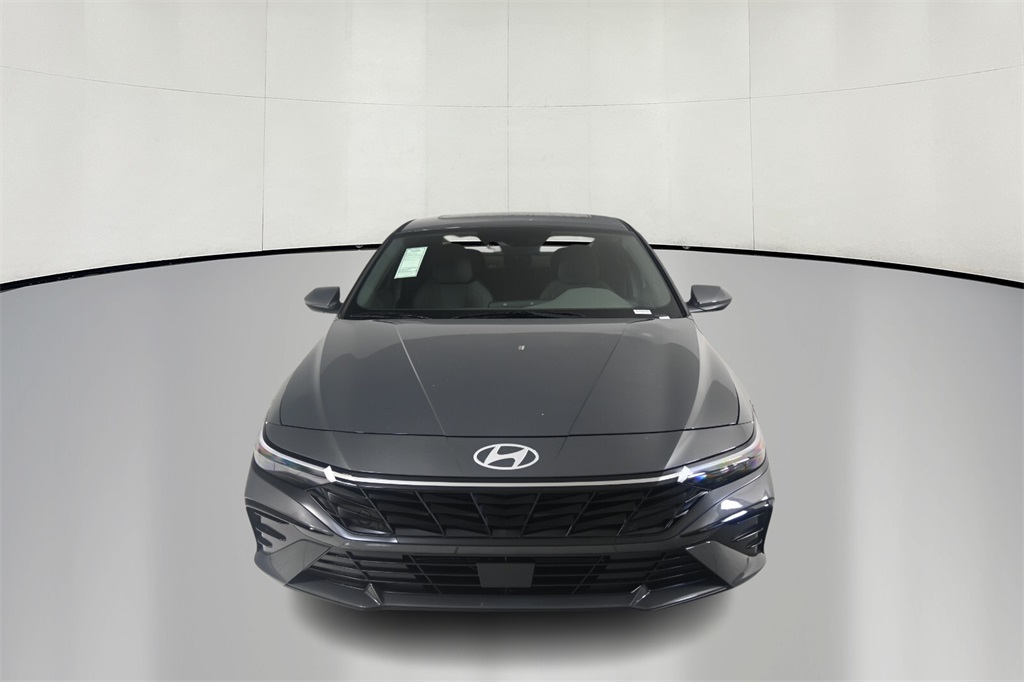 2024 Hyundai Elantra SEL 2