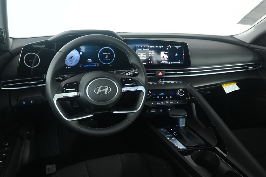 2024 Hyundai Elantra SEL 11