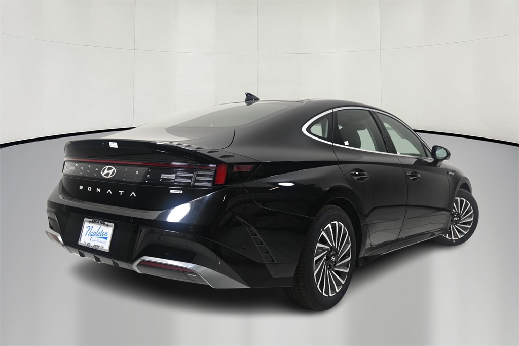 2025 Hyundai Sonata Hybrid Limited 7