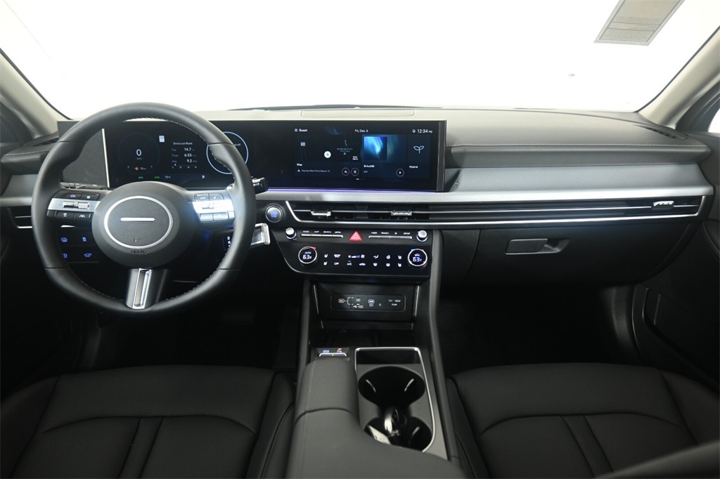 2025 Hyundai Sonata Hybrid Limited 14