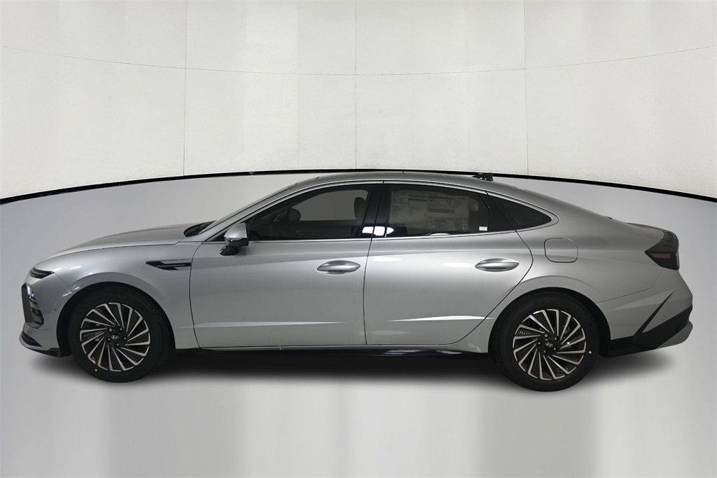 2025 Hyundai Sonata Hybrid Limited 7