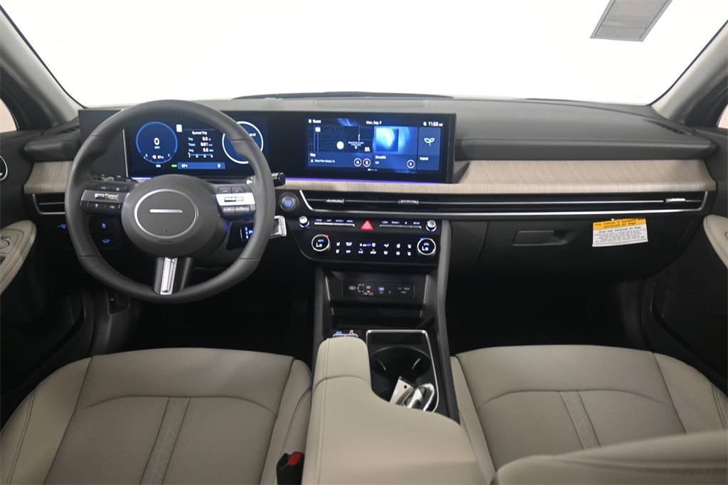 2025 Hyundai Sonata Hybrid Limited 14