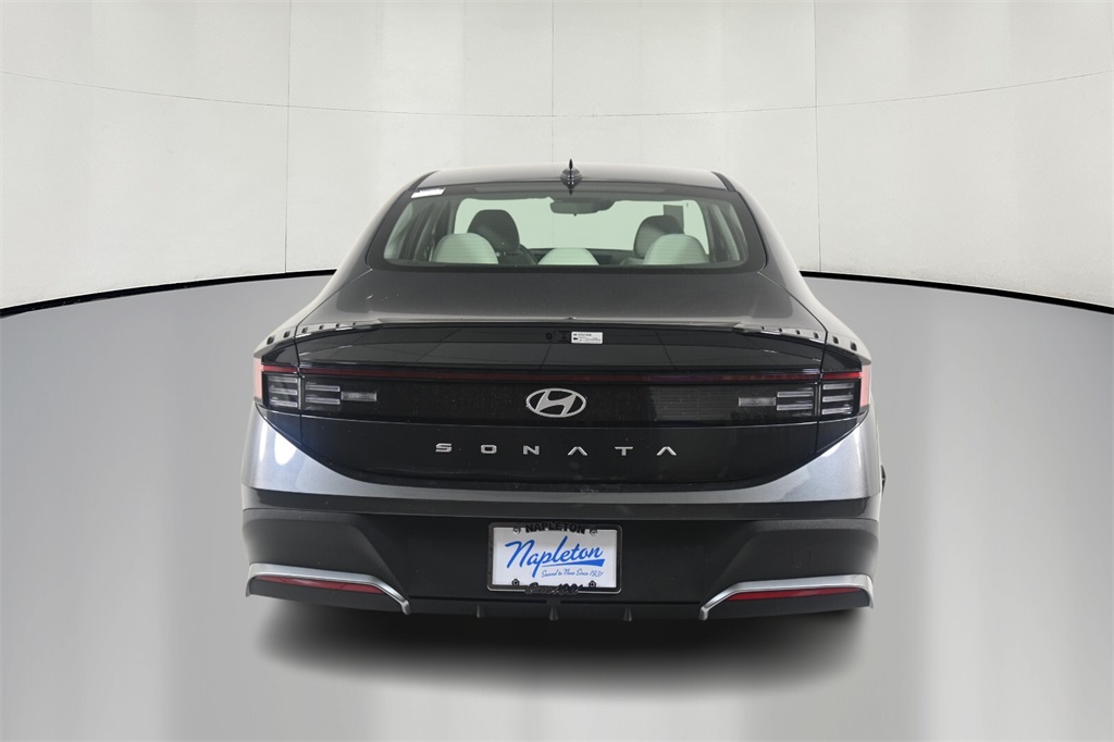 2025 Hyundai Sonata SE 6