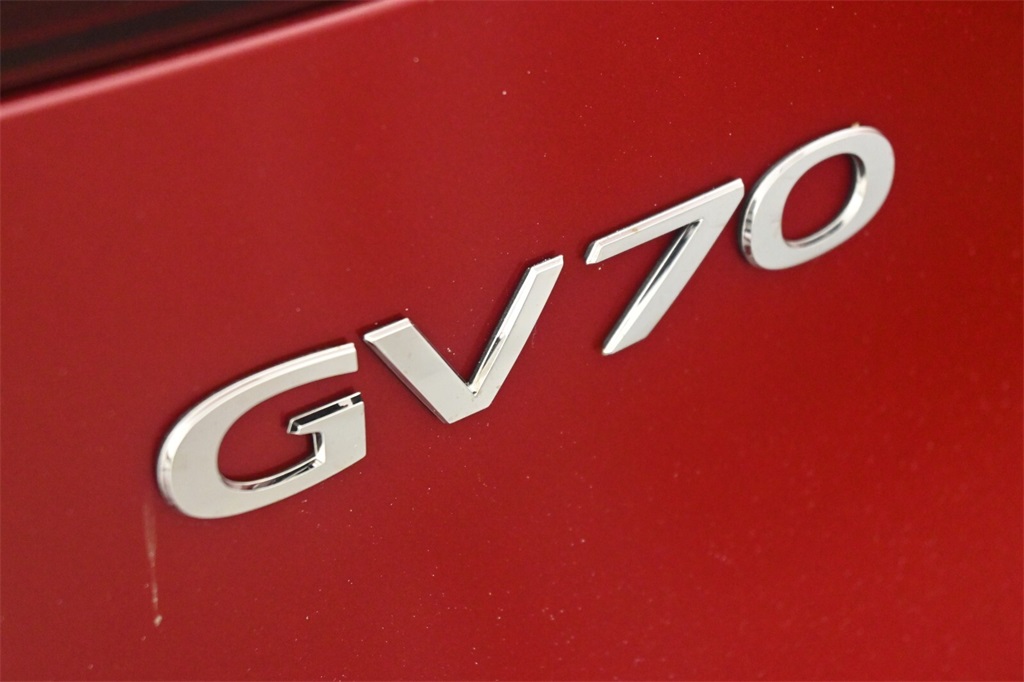 2025 Genesis GV70 2.5T 8