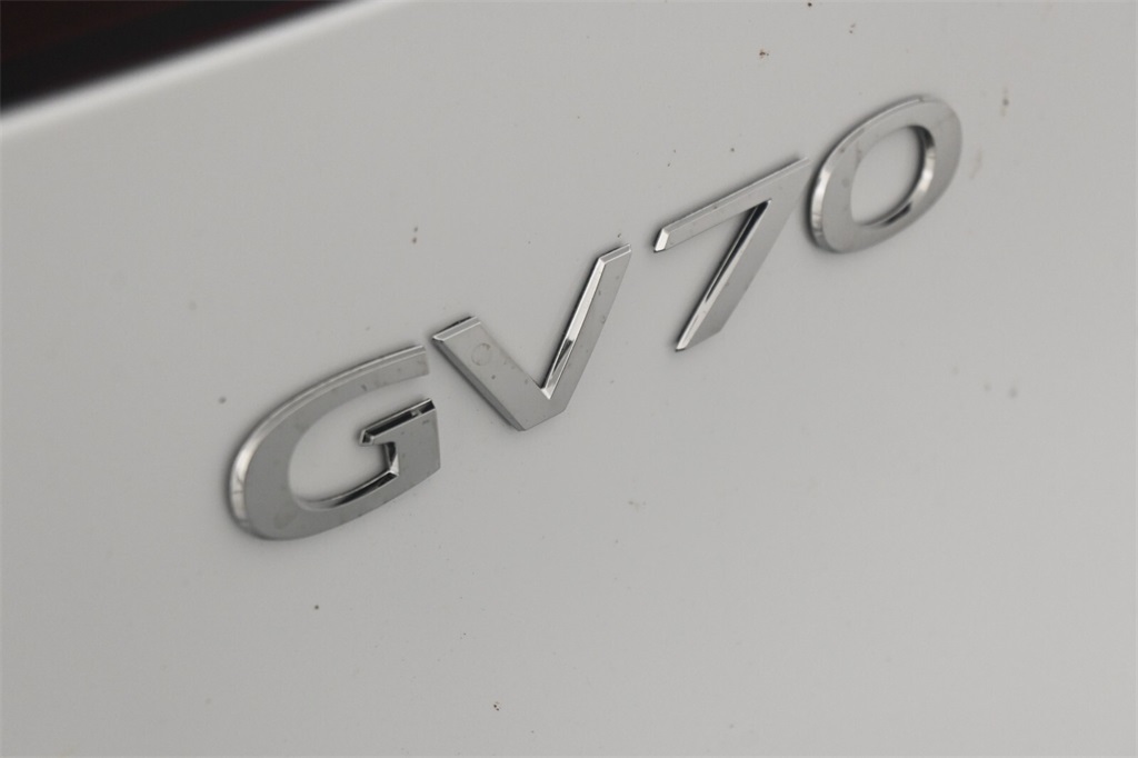 2025 Genesis GV70 2.5T 8