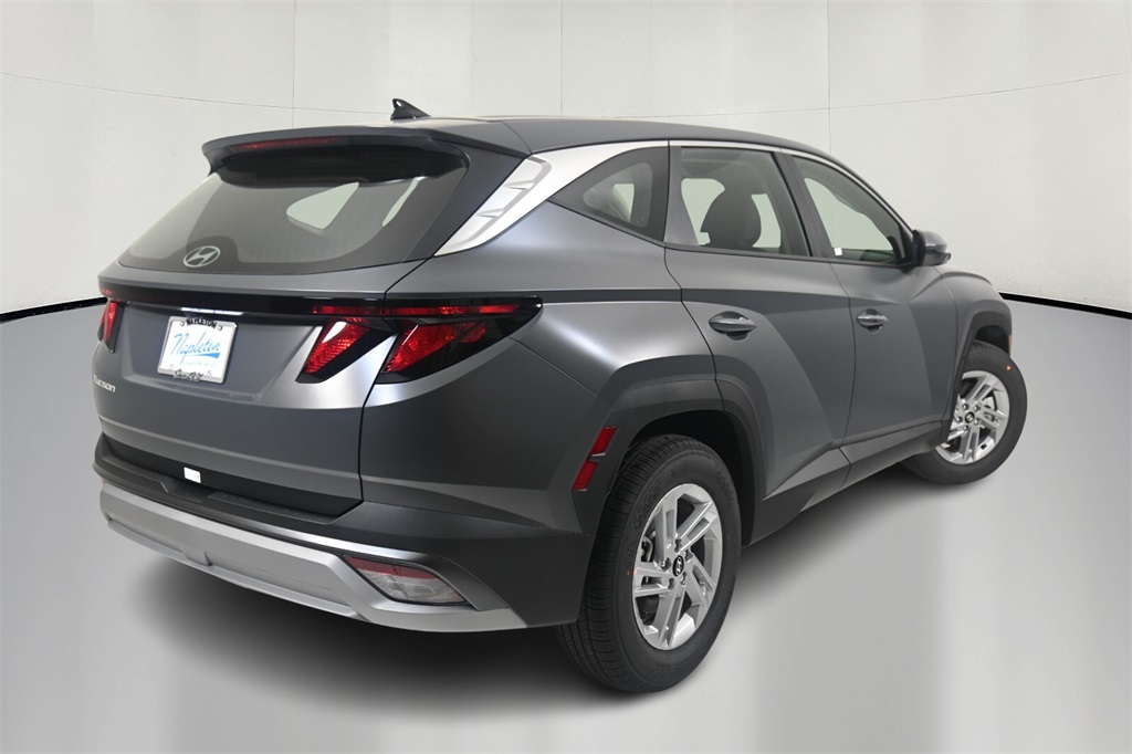 2025 Hyundai Tucson SE 7