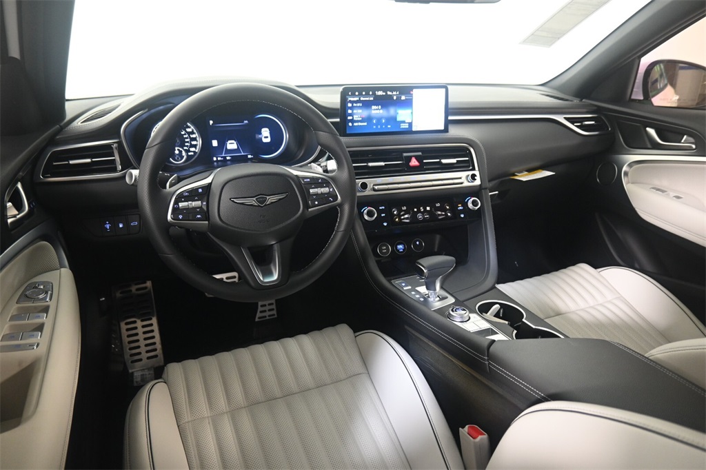 2025 Genesis G70 2.5T 11