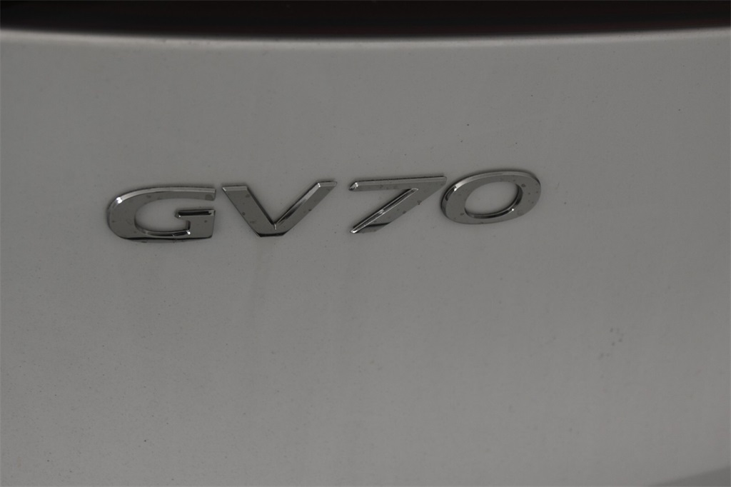 2025 Genesis GV70 2.5T 8