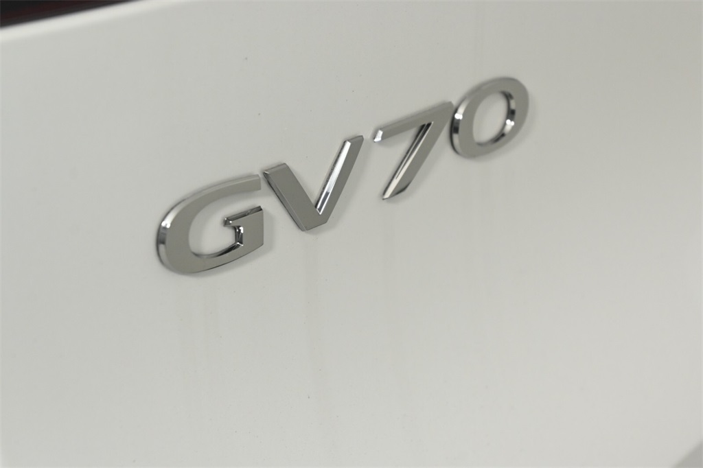 2025 Genesis GV70 3.5T Sport 8