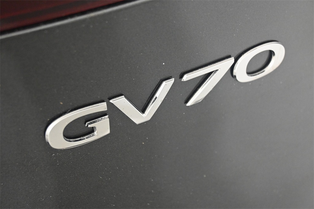 2025 Genesis GV70 2.5T 8