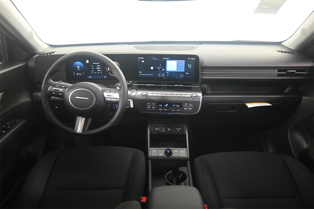 2025 Hyundai Kona SEL 14