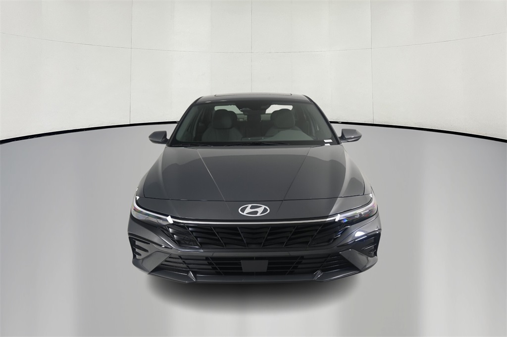 2025 Hyundai Elantra SEL 2