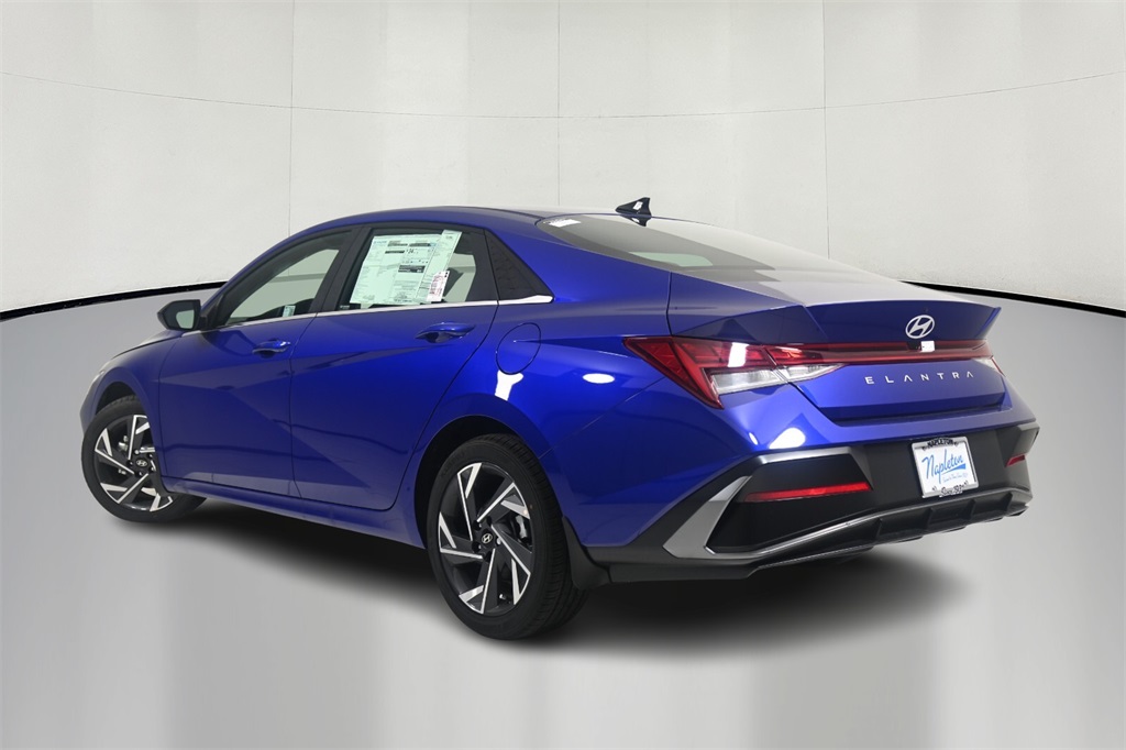 2025 Hyundai Elantra SEL 5