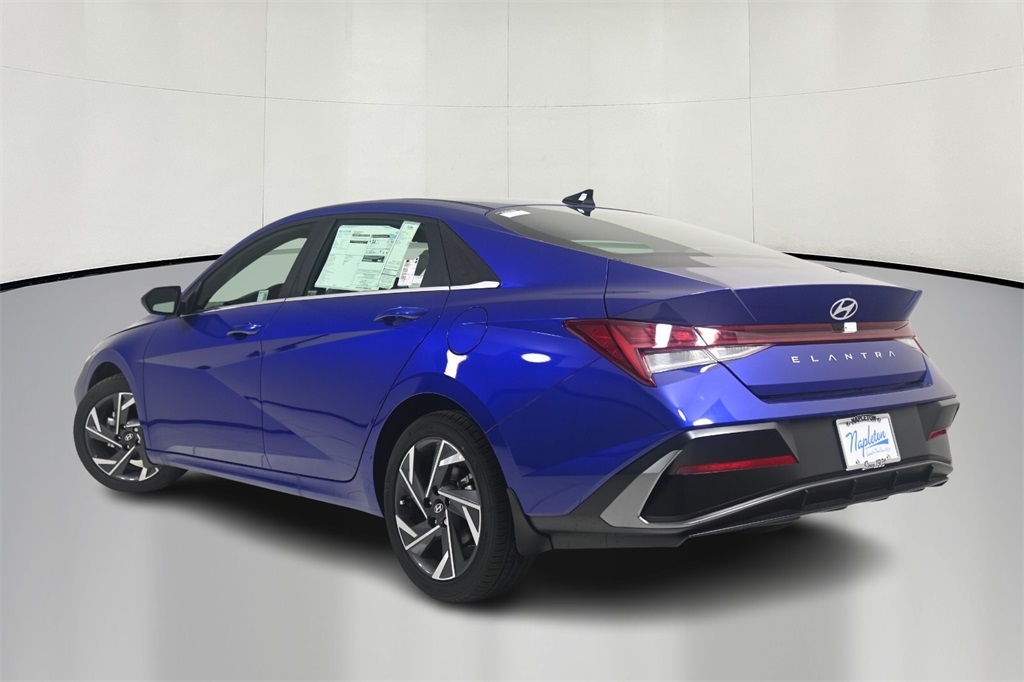 2025 Hyundai Elantra SEL 5