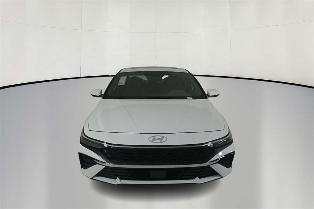 2025 Hyundai Elantra SEL 2