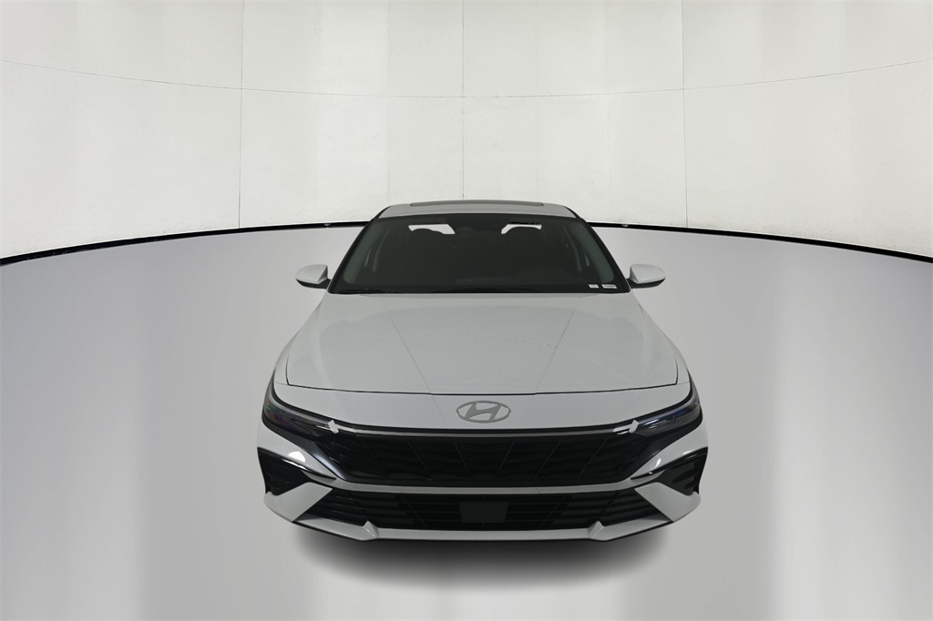 2025 Hyundai Elantra SEL 2