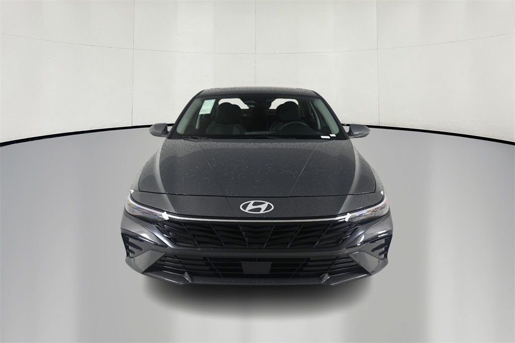 2025 Hyundai Elantra Limited 2