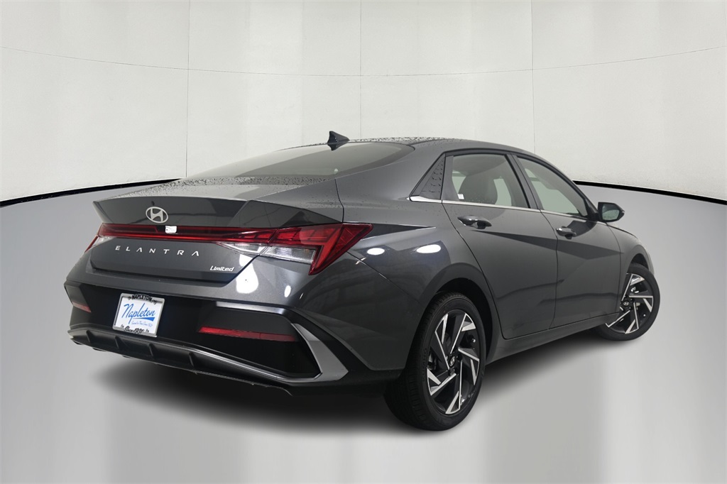 2025 Hyundai Elantra Limited 7