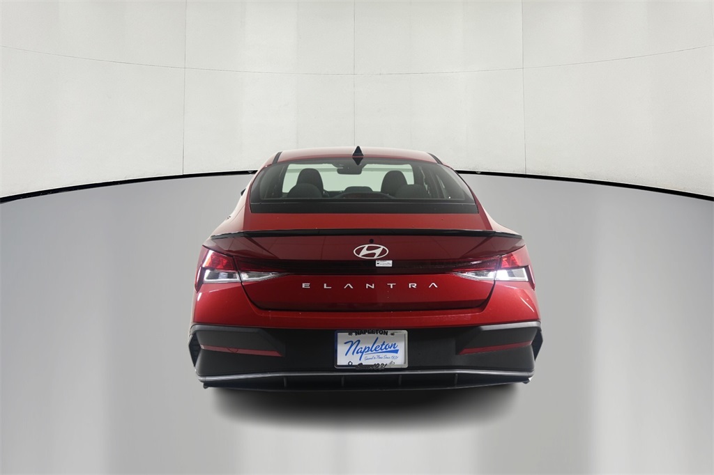 2025 Hyundai Elantra SEL 7